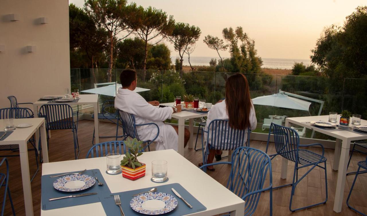 Aquamaris Design Suite & Spa Paestum Exterior photo