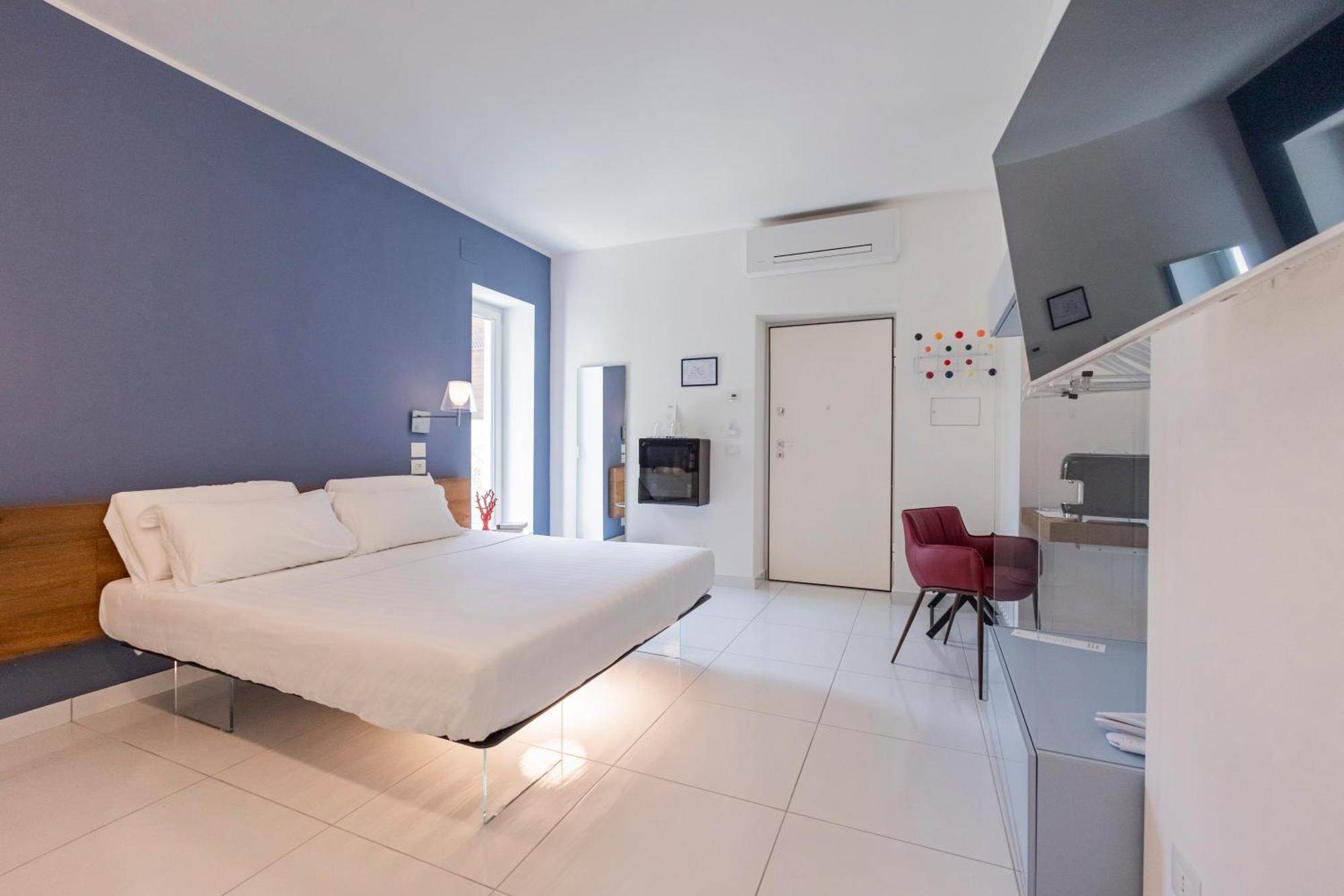 Aquamaris Design Suite & Spa Paestum Exterior photo