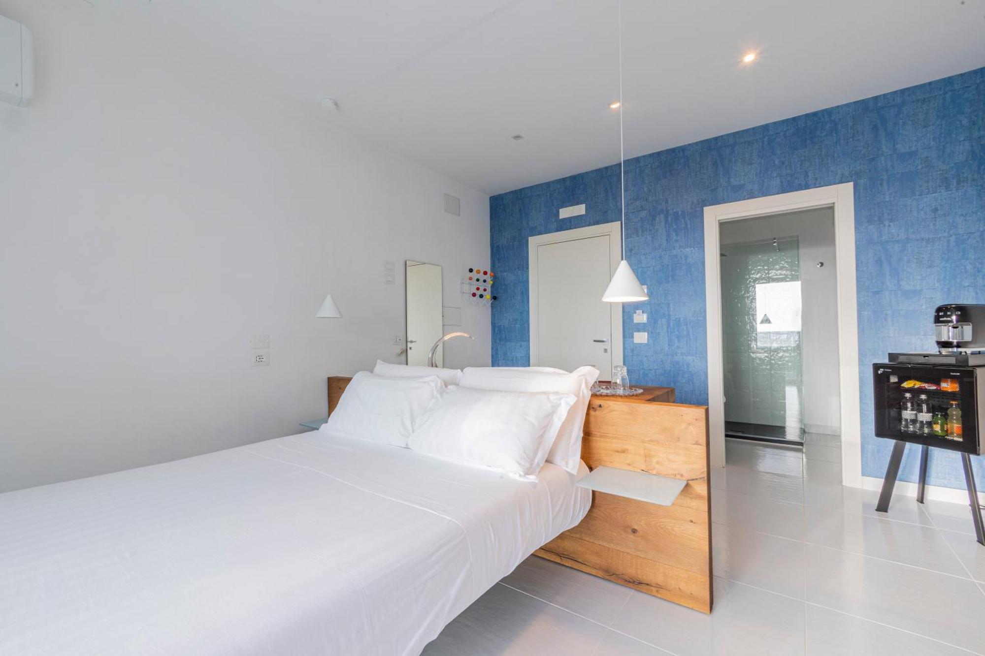Aquamaris Design Suite & Spa Paestum Exterior photo