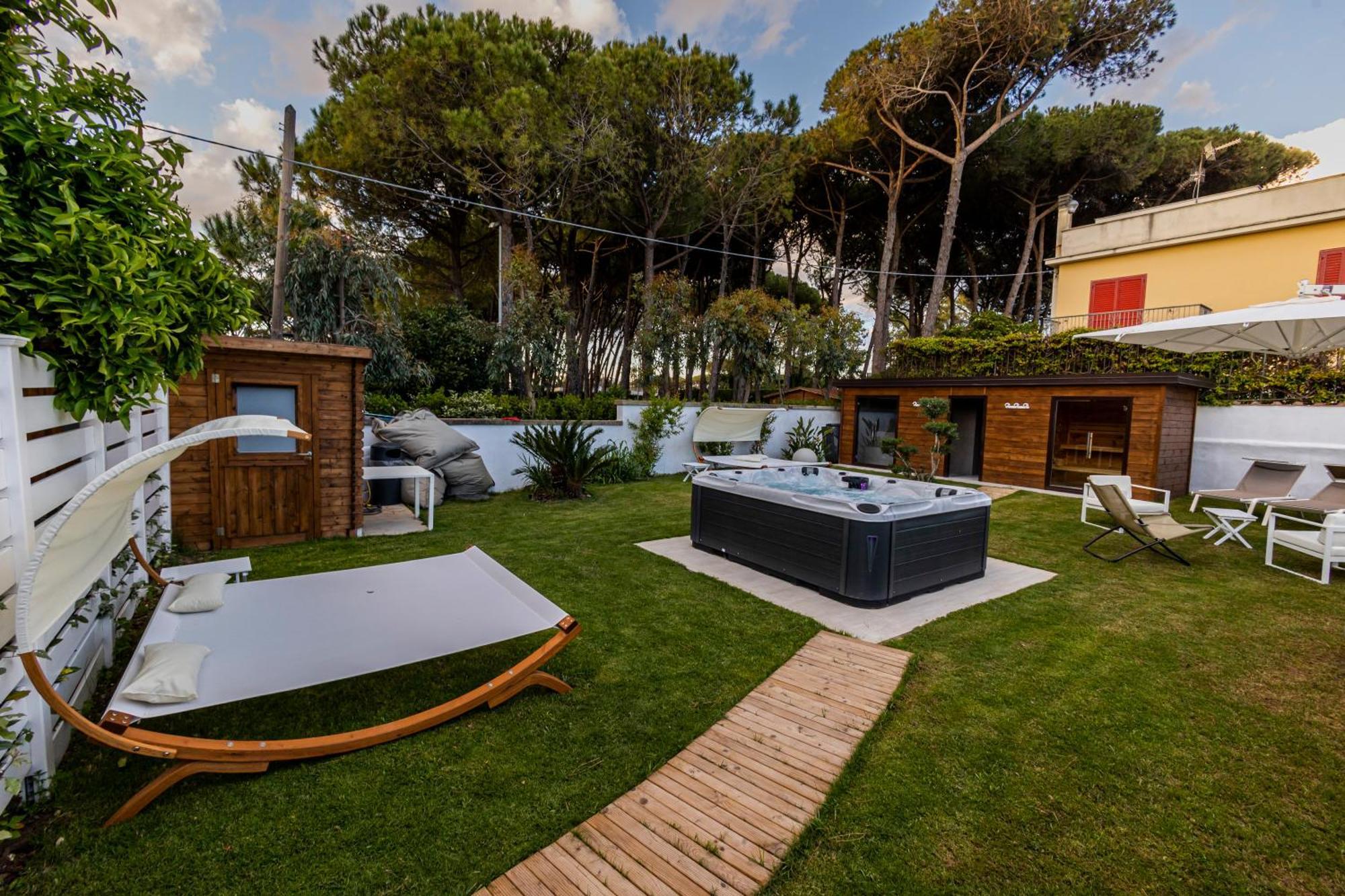 Aquamaris Design Suite & Spa Paestum Exterior photo