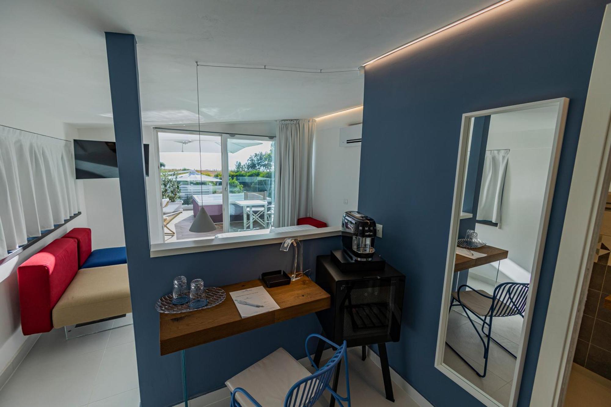Aquamaris Design Suite & Spa Paestum Exterior photo